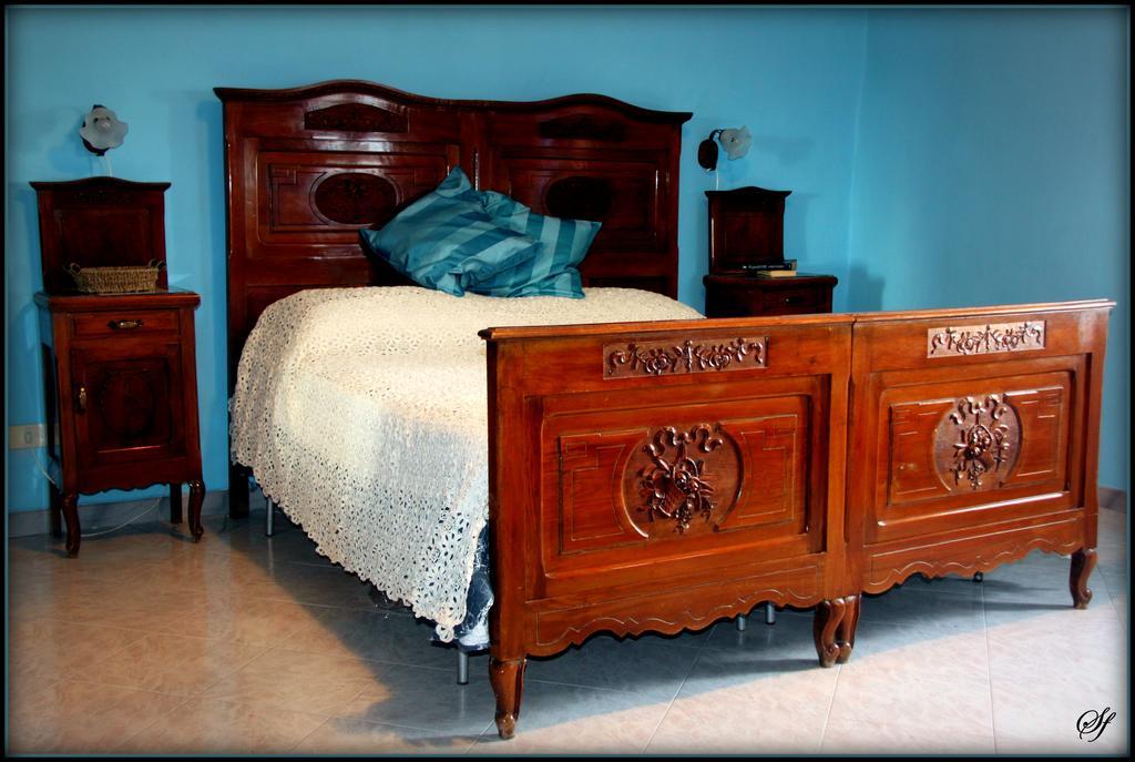 Bed And Breakfast Val D'Oche Castel Boglione Exteriör bild